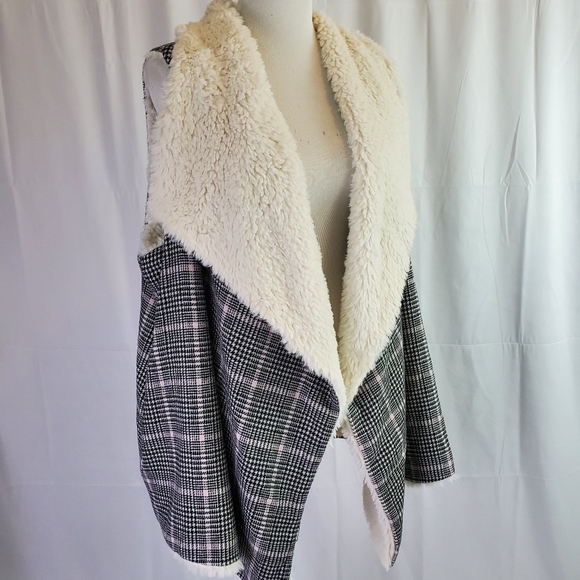 Westbound woman plus size reversible plaid vest - Picture 13 of 16